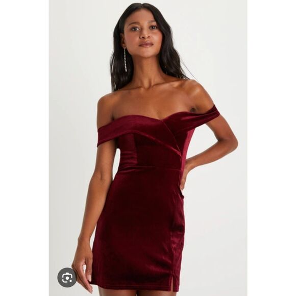 Lulu's NWT Burgundy Velvet Off-the-Shoulder Mini Dress, Sz S - Picture 1 of 13